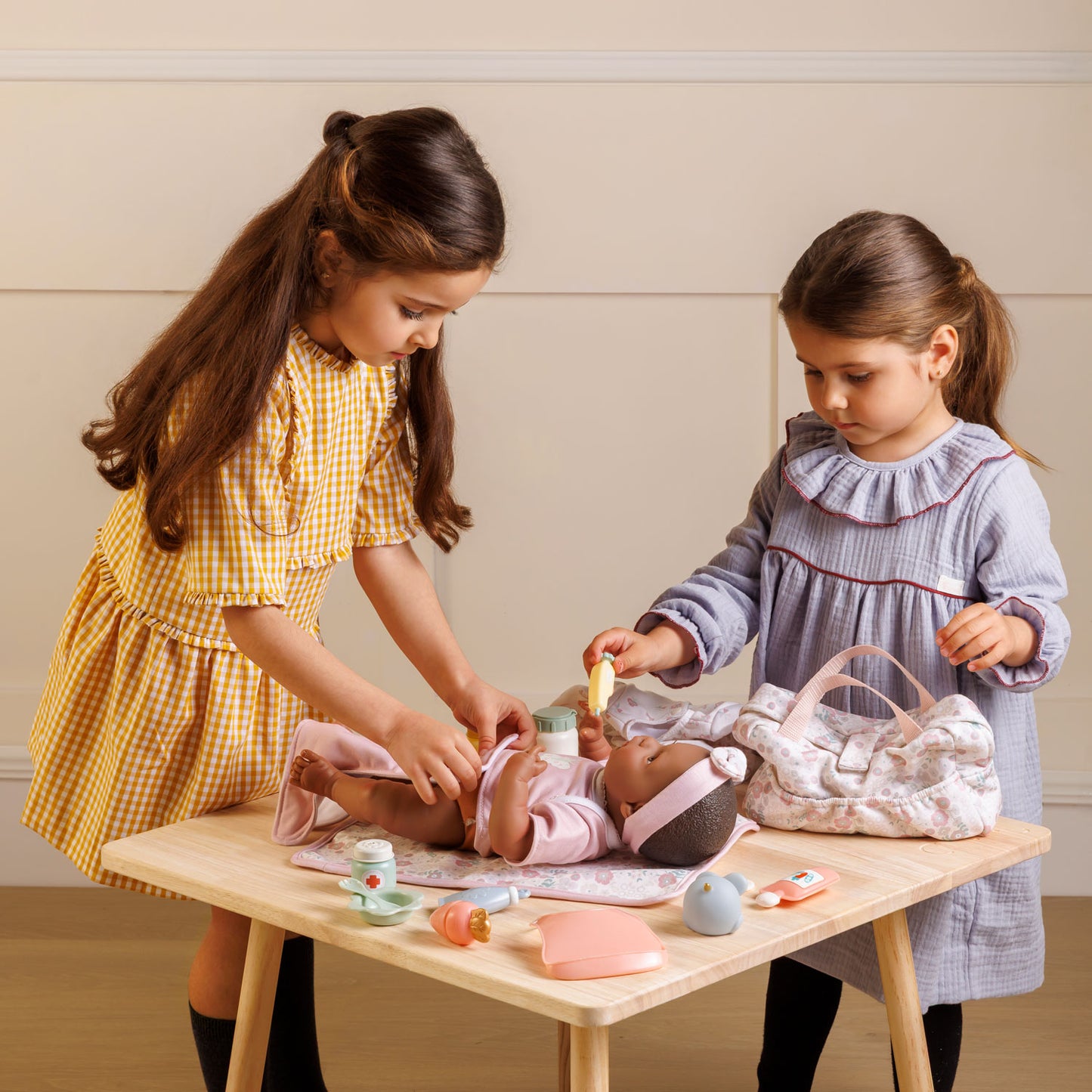 (PRE-ORDER ONLY AVAILABLE AUG 2026)Bonbebé® 15-Piece Doll Diaper Bag Set with Accessories & Changing Mat